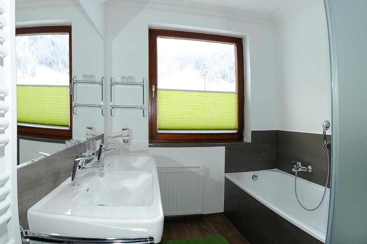 Ferienhotel Gasthof Zur Post Унтертауерн Екстер'єр фото