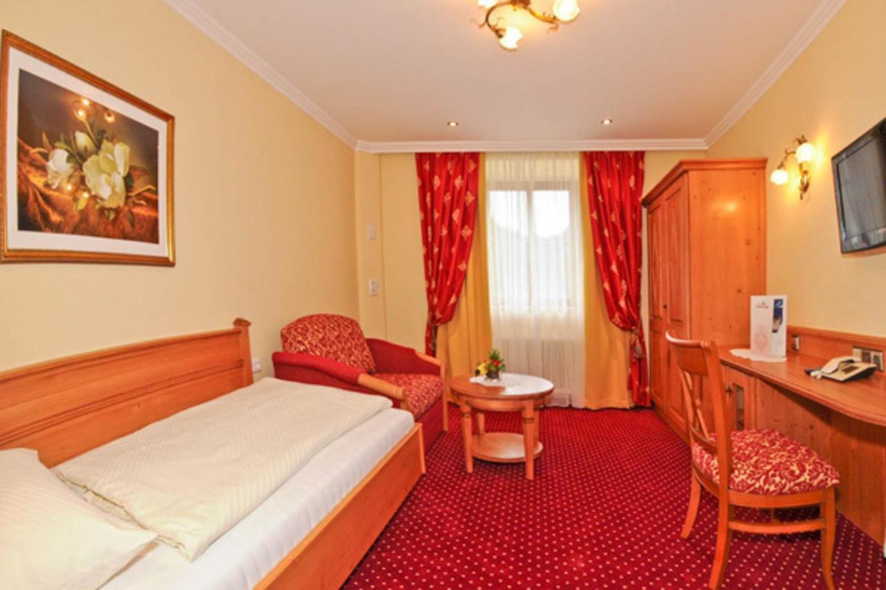Ferienhotel Gasthof Zur Post Унтертауерн Екстер'єр фото