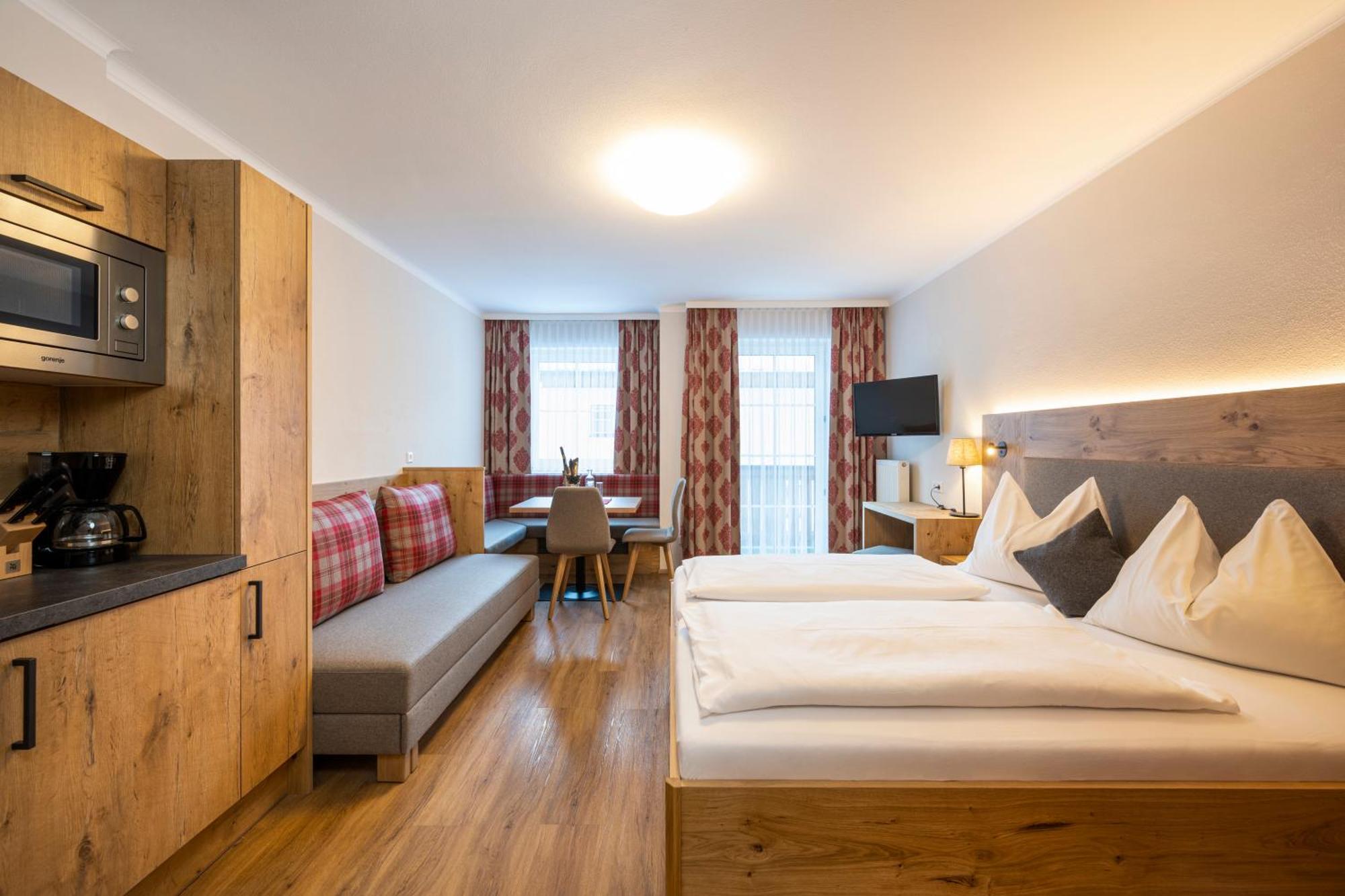 Ferienhotel Gasthof Zur Post Унтертауерн Екстер'єр фото